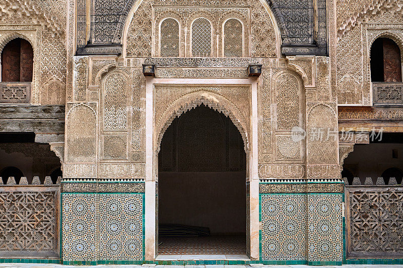 Bou Inania Medersa建筑立面，非斯，摩洛哥